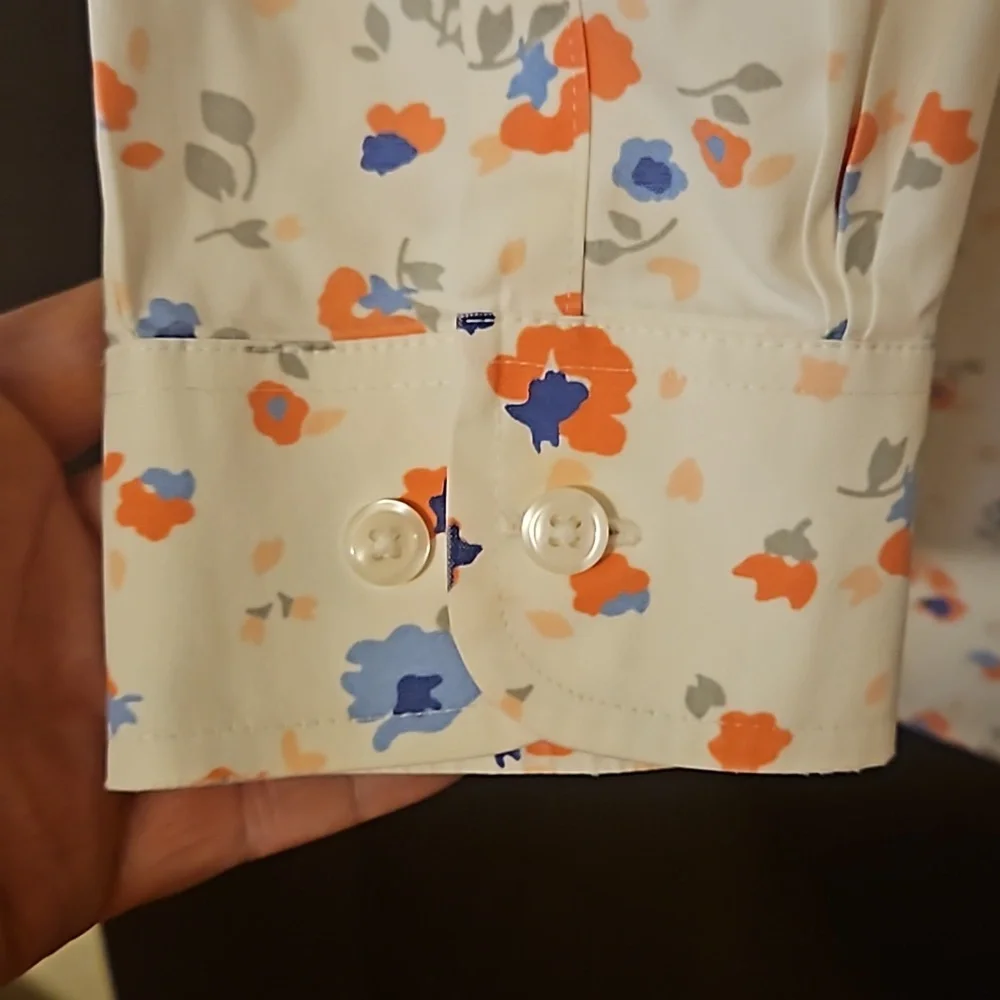EUC L.L. Bean shirt - Picture 4 of 5